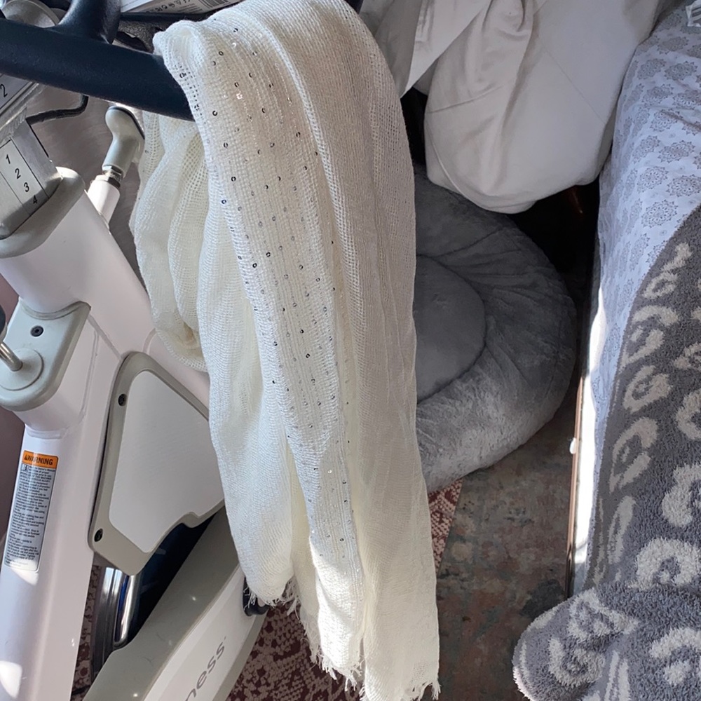 White sparkly scarf